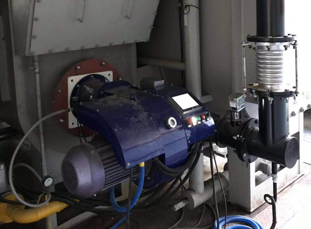 ����������I